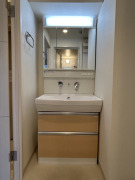 洗面設備　独立洗面化粧台付き☆