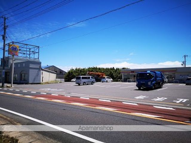 コンビニ　ミニストップ（コンビニ）まで650m