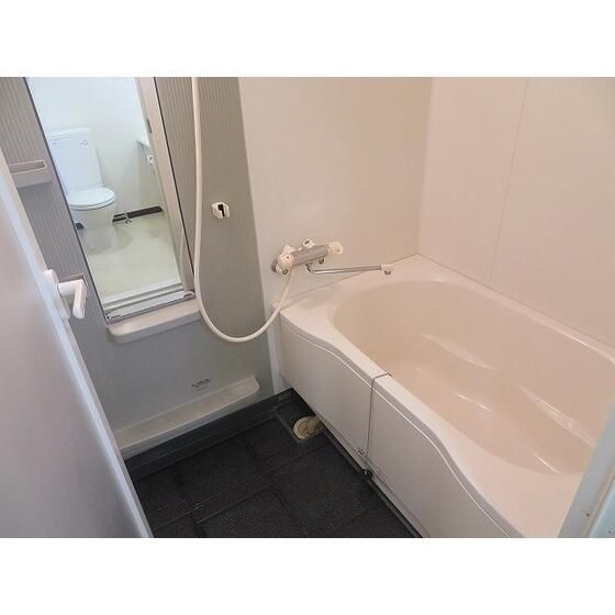 バス・シャワールーム　きれいなお風呂です☆