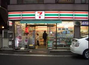 コンビニ　セブンイレブン墨田千歳店（コンビニ）まで299m