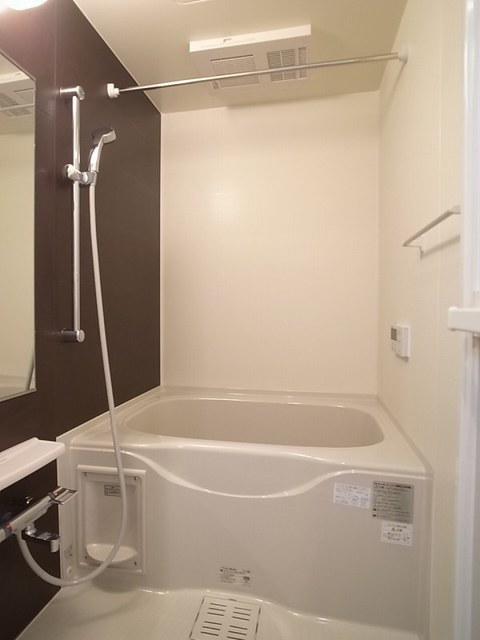 バス・シャワールーム　バスルーム