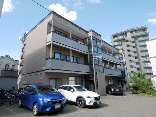 建物外観　地下東西線「南郷１８丁目」徒歩6分