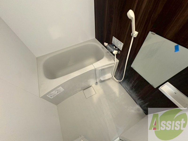 バス・シャワールーム　お風呂になります。一日の疲れを癒してくださいね。