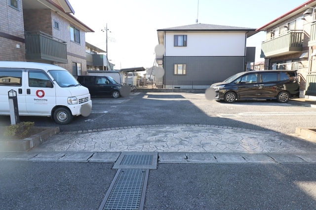 駐車場　駐車場