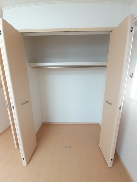 収納　図面と現状に相違がある場合には現状を優先