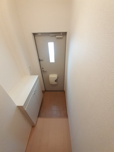 玄関　図面と現状に相違がある場合には現状を優先
