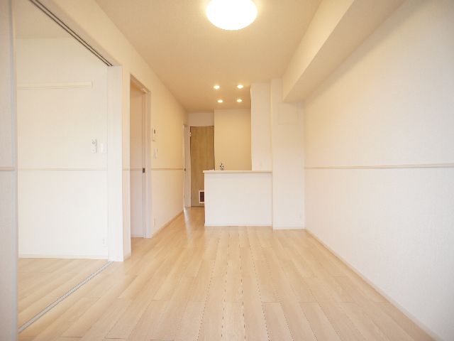 居室・リビング　快適に過ごせるエアコンが付いています♪