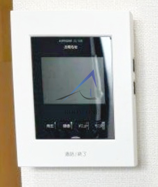 セキュリティ　モニター付きインターホンです。