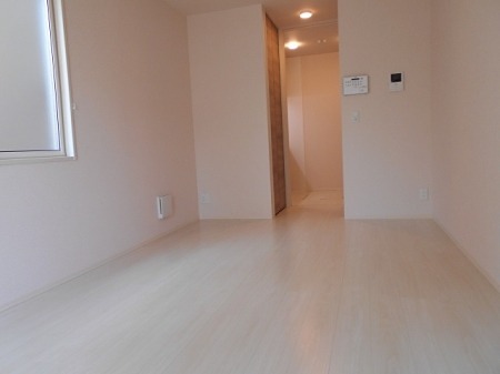 居室・リビング　8.8帖のフローリングのお部屋です☆