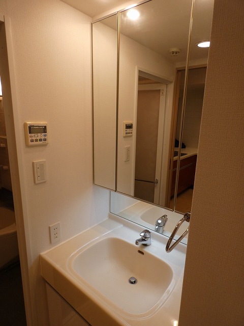 洗面設備　洗面台※別部屋参考写真