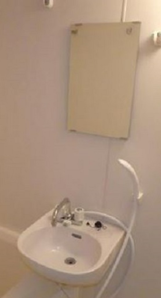 洗面設備　※同仕様写真含む