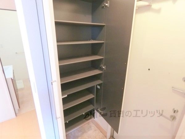 その他設備　下駄箱