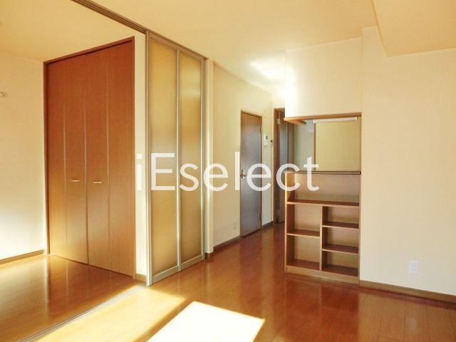 居室・リビング　使い勝手の良い全室洋室のお部屋。