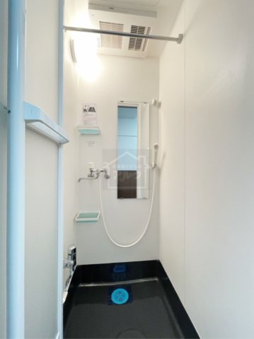 バス・シャワールーム　同物件別部屋参考写真