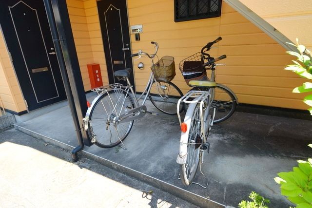 その他　★こちらに自転車が置けそうですよ★