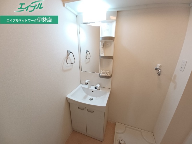 洗面設備　同ハウスメーカー類似モデル参考写真