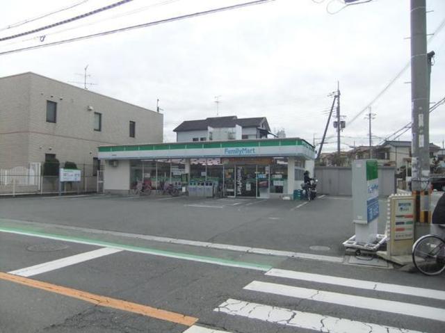 コンビニ　ファミリーマート堺草尾店（コンビニ）まで941m