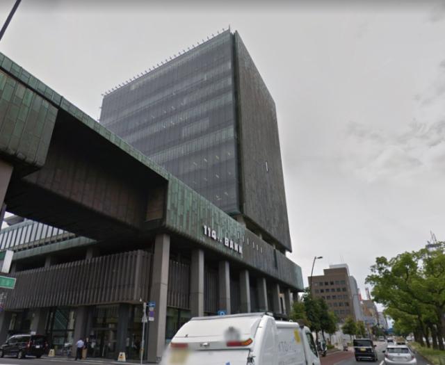 銀行　百十四銀行　本店営業部（銀行）まで77m