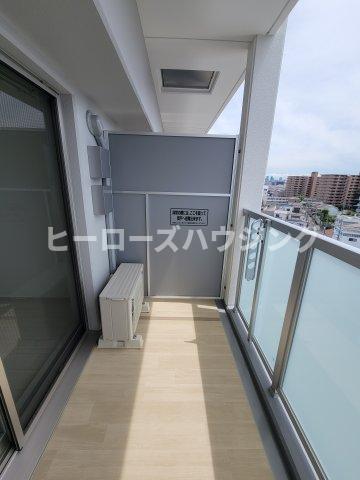 バルコニー　※同タイプの写真となり、実際のお部屋とは異なる場合があります
