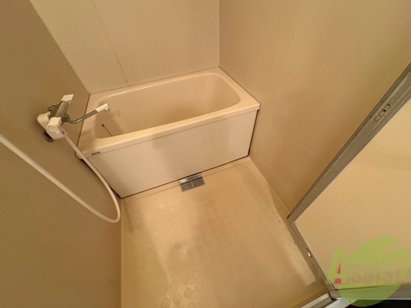 バス・シャワールーム　疲れを癒すには湯船でゆっくりするのが良いですよ。