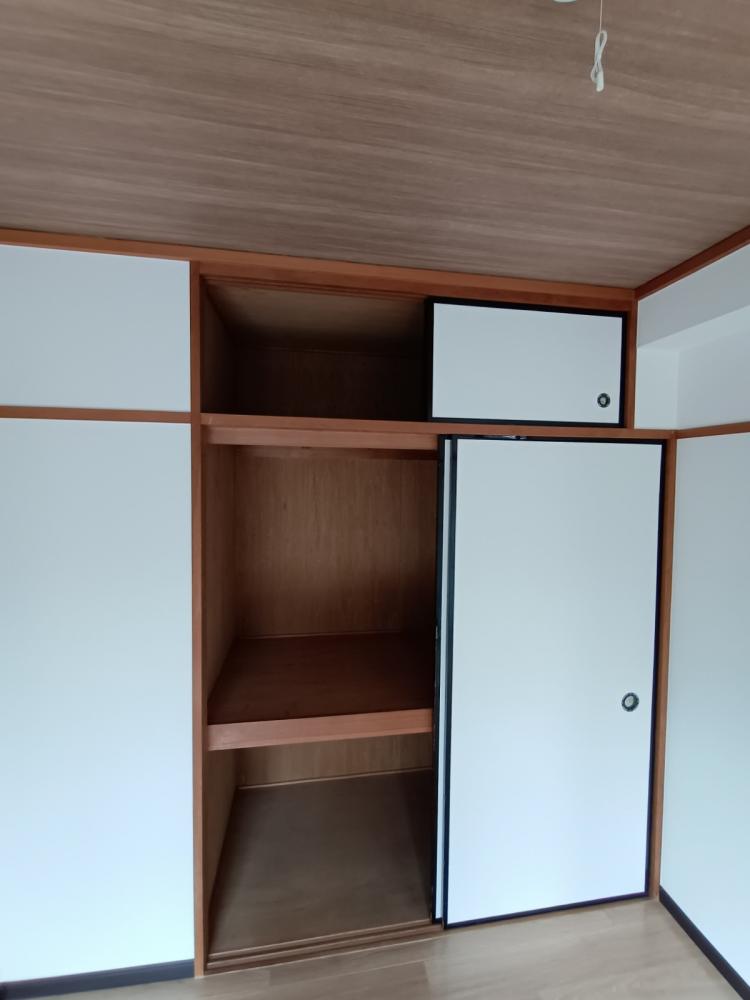 収納　※同タイプ別室写真参照