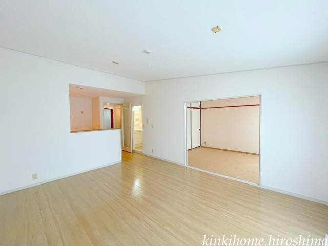 居室・リビング　写真は別のお部屋です。