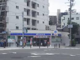 コンビニ　ローソン 港区市岡元町一丁目店（コンビニ）まで168m