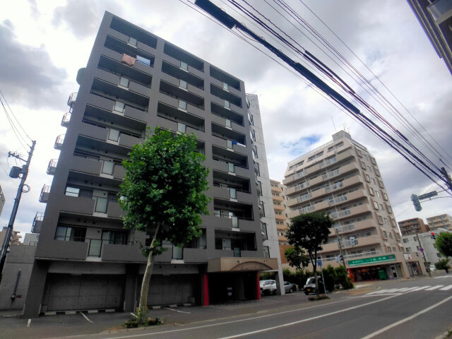 建物外観　札幌市北区北２２条西「グランデフィラ２」