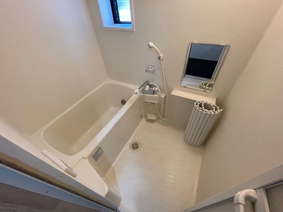 バス・シャワールーム　※別部屋の写真です