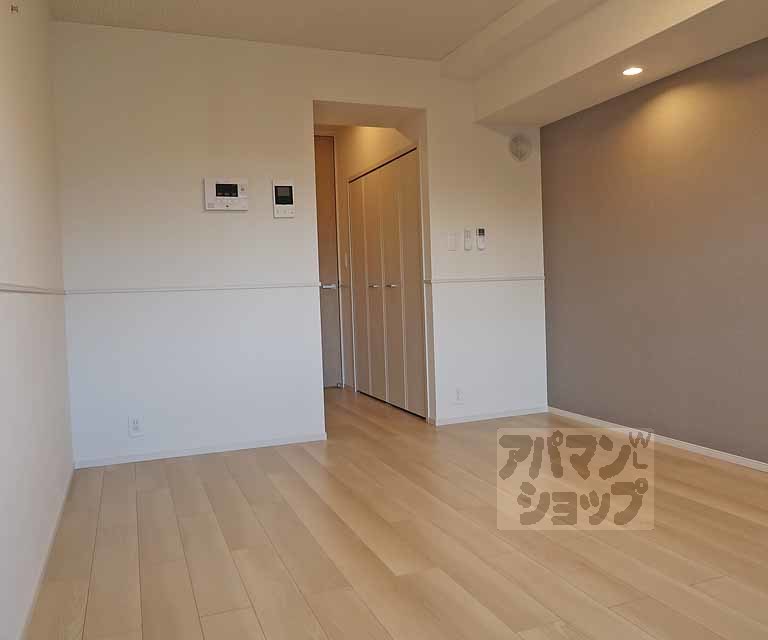 居室・リビング　２０２号室の室内写真です