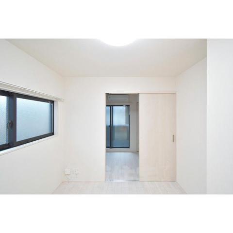 Shin Residence 京都の居間写真