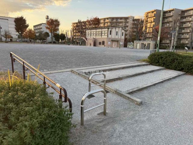 公園　矢崎町防災公園（公園）まで1800m