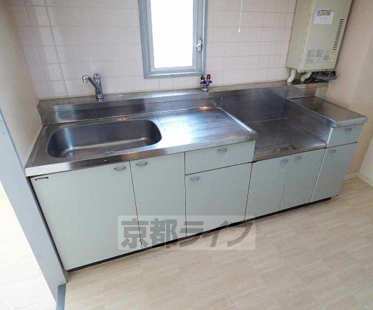 キッチン　キッチンです。