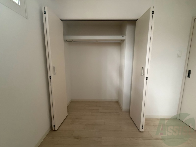 収納　収納もバッチリあるのでお部屋が片付きますよ！