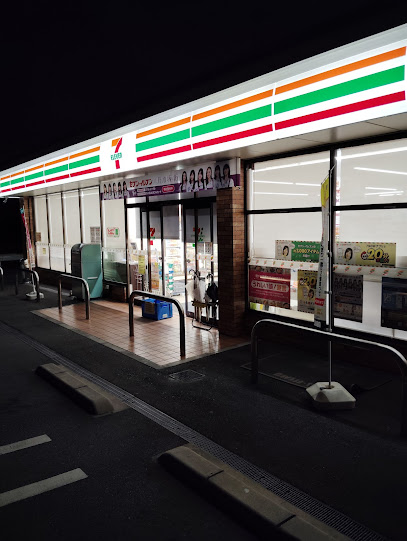 コンビニ　セブン-イレブン 堺北花田町4丁店（コンビニ）まで557m