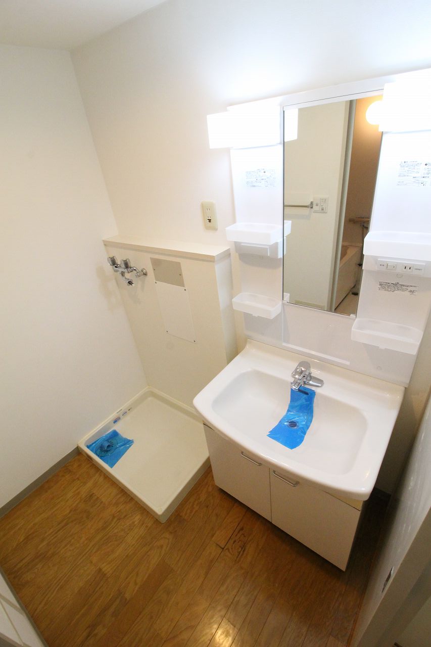 洗面設備　別の部屋の写真です