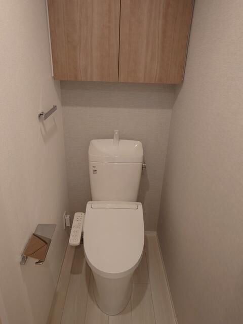 トイレ　※別部屋の参考写真です。