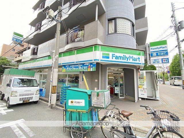 コンビニ　ファミリーマート上町一丁目店（コンビニ）まで690m