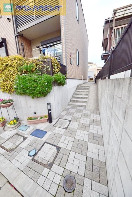 エントランス　お部屋探しはタウンハウジング千葉店にお任せ下さい♪