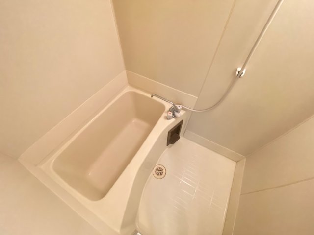 バス・シャワールーム　同マンション別部屋