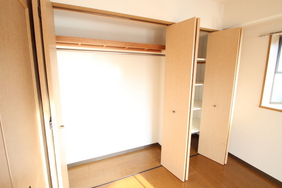 収納　※別部屋の写真です