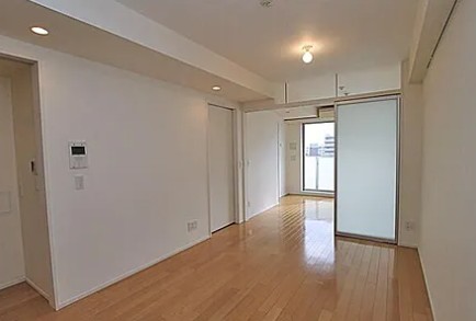 その他設備　おしゃれな居間です