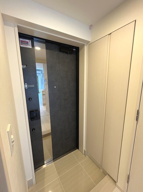 玄関　※写真は同タイプ住戸です。
