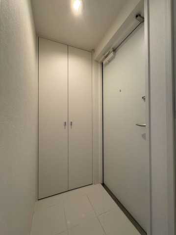 PASEO代々木の玄関写真