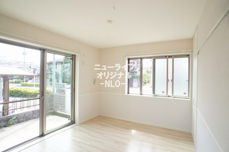 その他部屋・スペース　クローゼットのあるベッドルーム