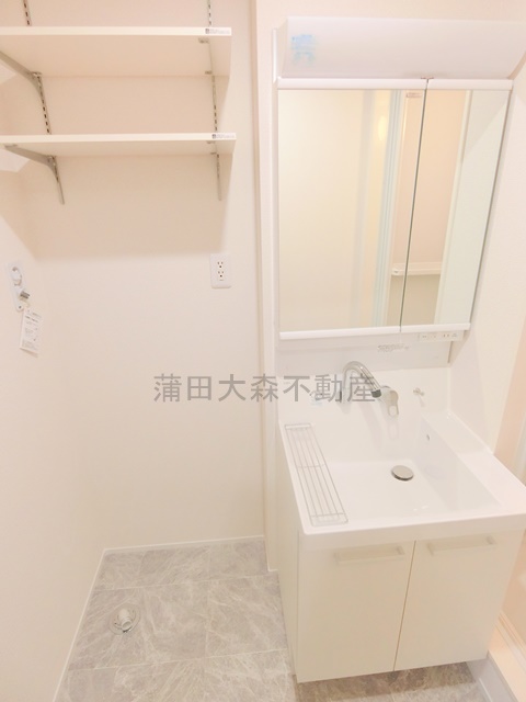 洗面設備　独立洗面台　洗濯機置き場　洗面脱衣所