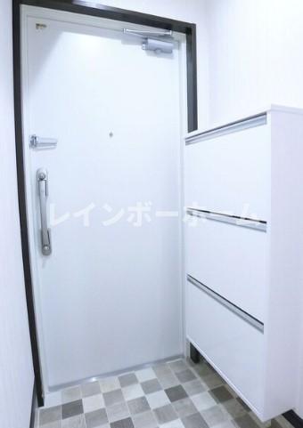 玄関　※別部屋参照写真となります。