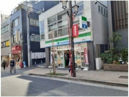 コンビニ　ファミリーマート神楽坂店（コンビニ）まで391m