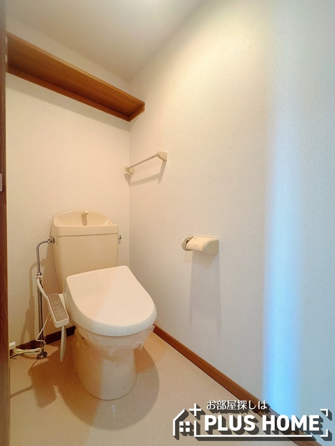 ＪＲ紀勢本線 紀三井寺駅 徒歩22分 2階建 築27年のトイレ写真