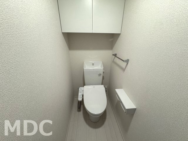 ＪＲ高徳線 佐古駅 徒歩6分 3階建 築1年のトイレ写真